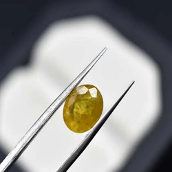 Natural YELLOW Sapphire (PUKHRAJ)